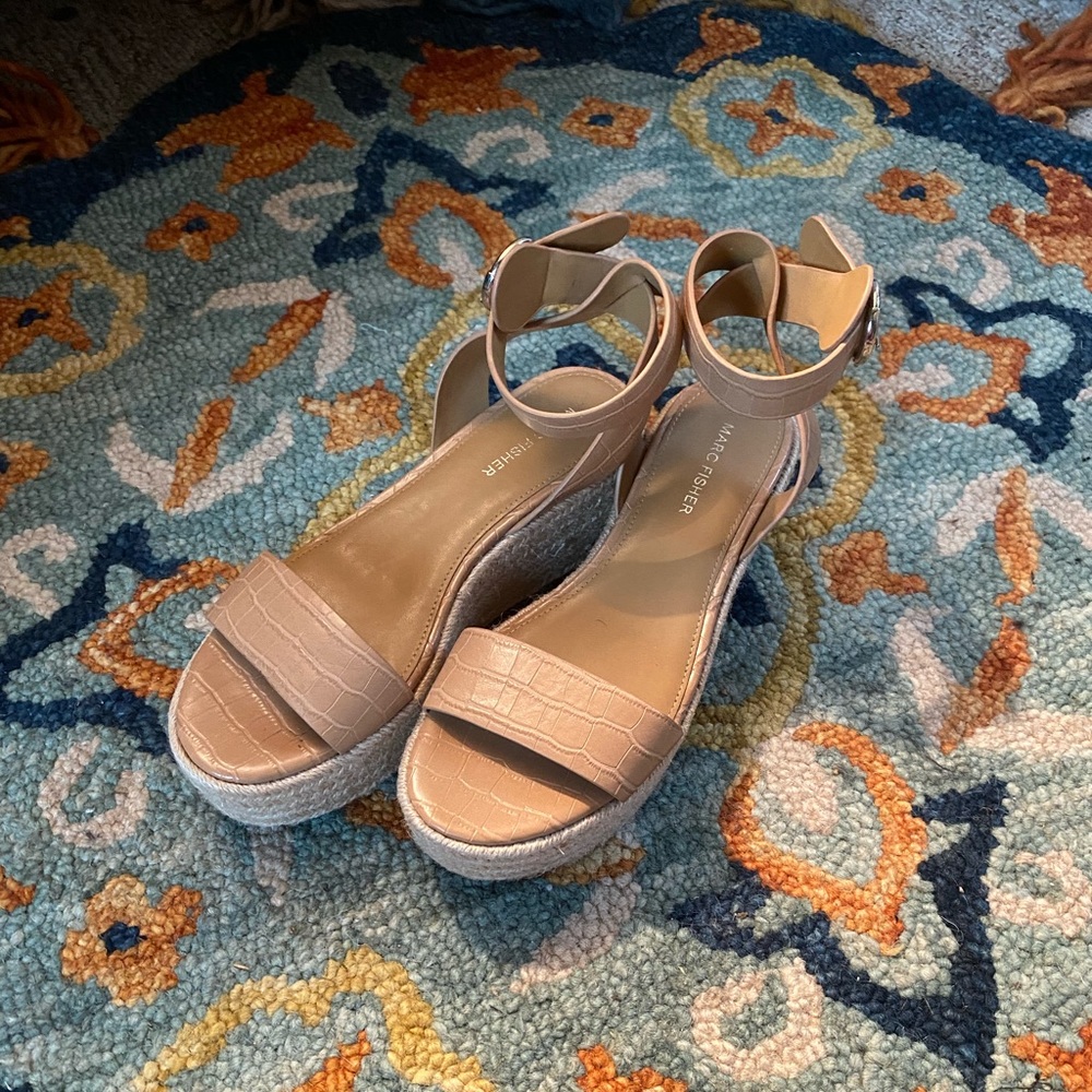 Marc Fisher platforms